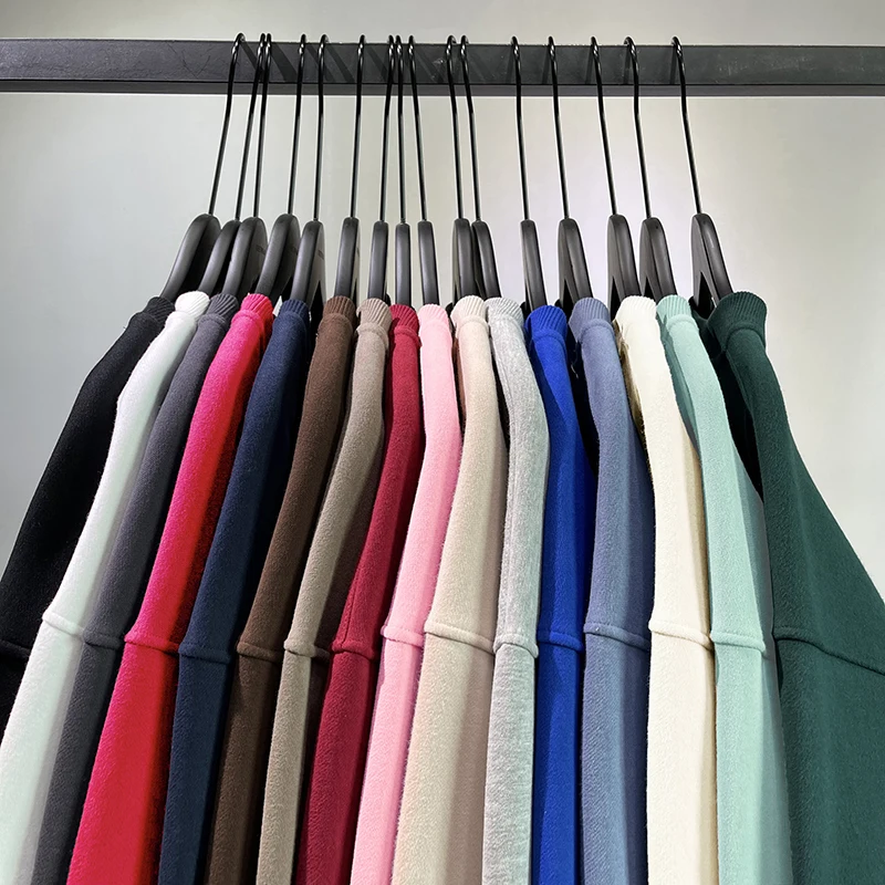 Sudadera holgada para hombre, cuello redondo, color negro, blanco y gris. - Image 4