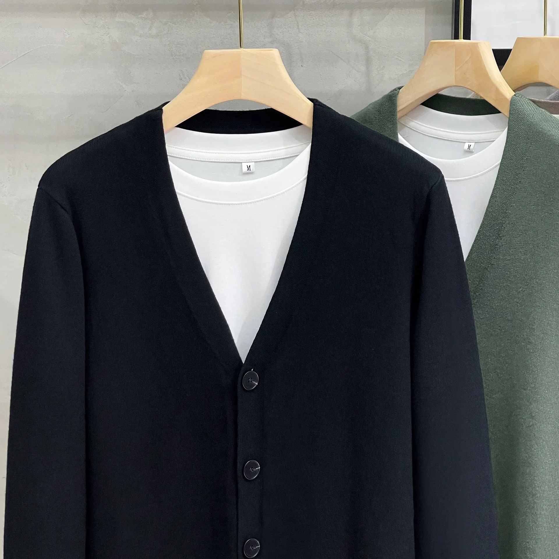 Suéter de punto con cuello en V, estilo informal, otoño. - Image 2