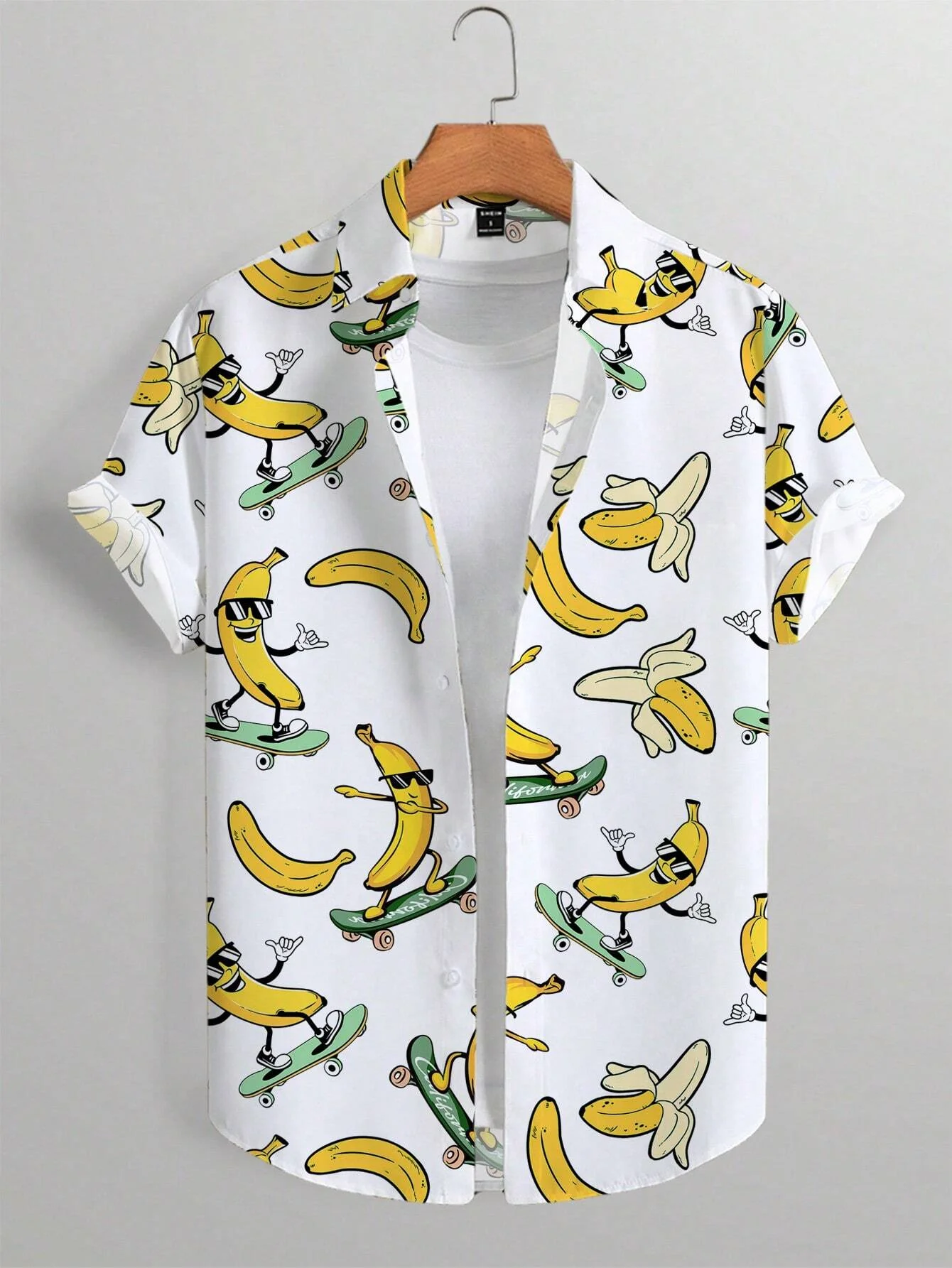Camisa de solapa manga corta con estampado de animación de plátano. - Image 4
