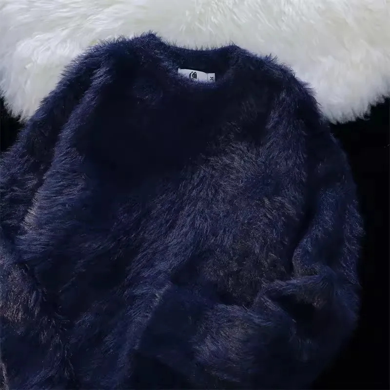 Suéter de cuello redondo de punto. - Image 3