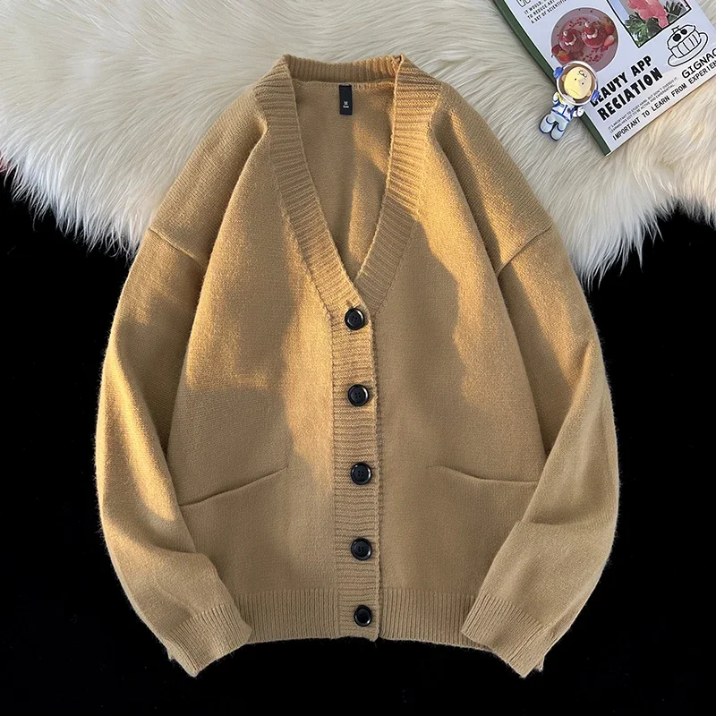 Cárdigan informal versátil con cuello en V, cómoda.