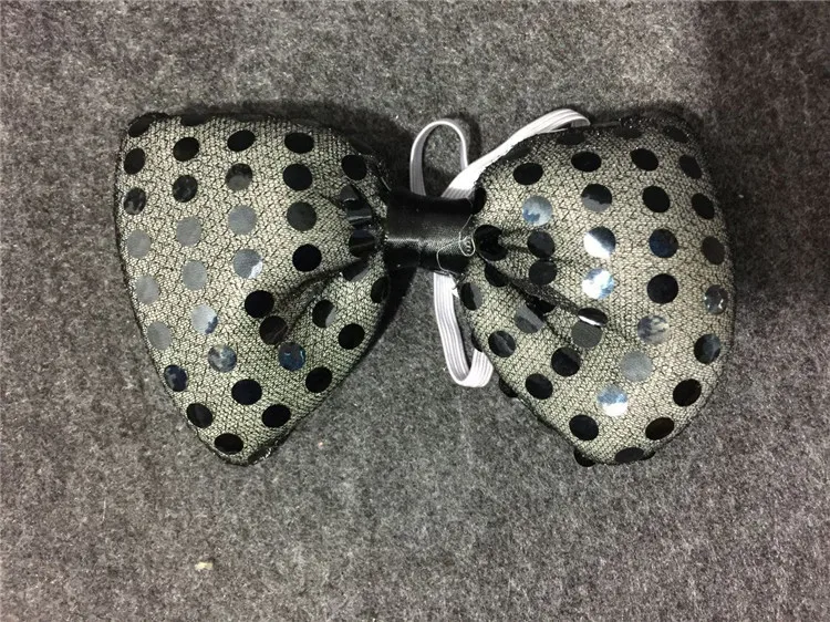 Pajarita LED con lentejuelas iluminadas. - Image 15