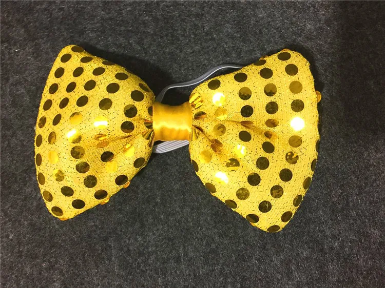 Pajarita LED con lentejuelas iluminadas. - Image 18