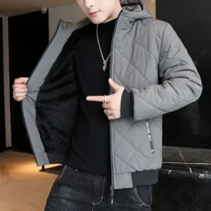 Chaqueta de felpa con cremallera.