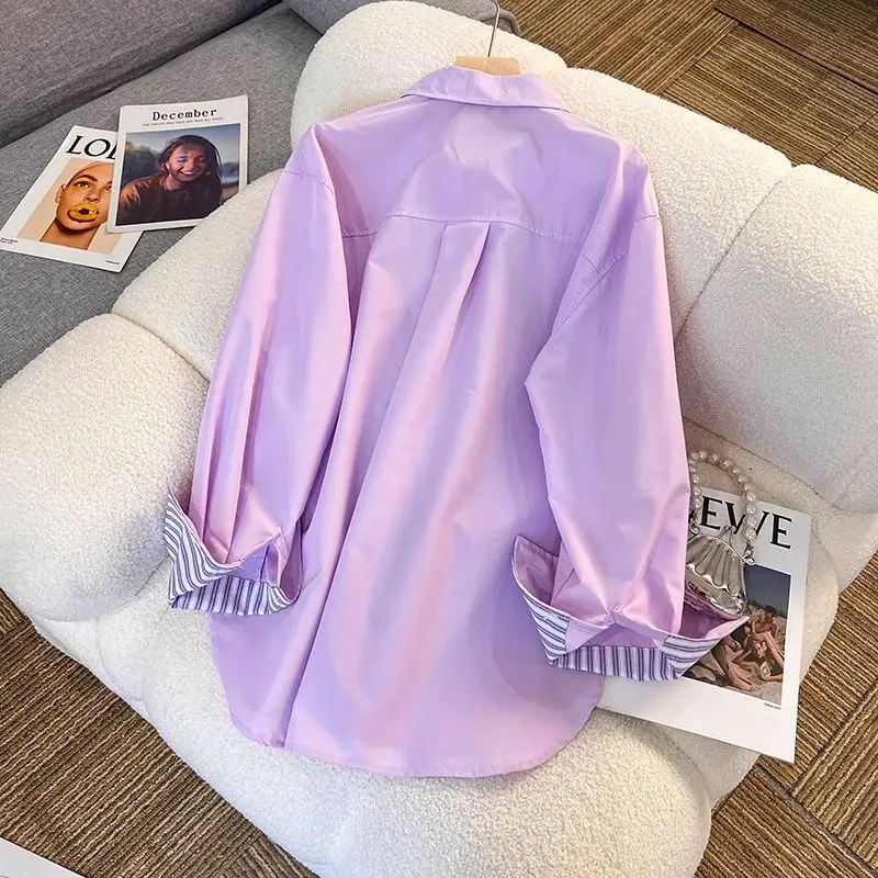 Camisa con cuello vuelto, a rayas, manga larga, holgada. - Image 2