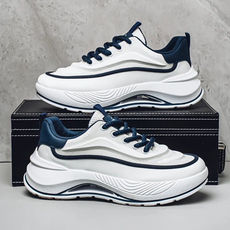 Zapatillas deportivas.