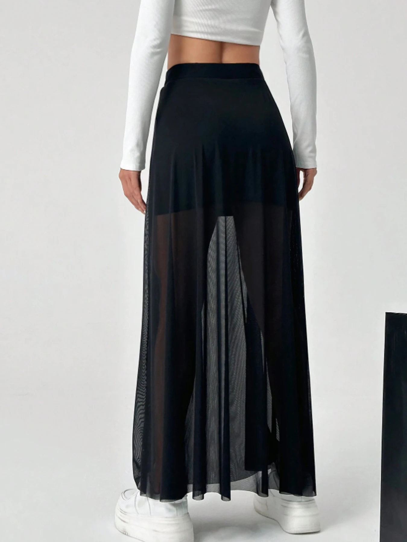 Falda de malla, acampanada elástica de cintura alta, larga. - Image 2