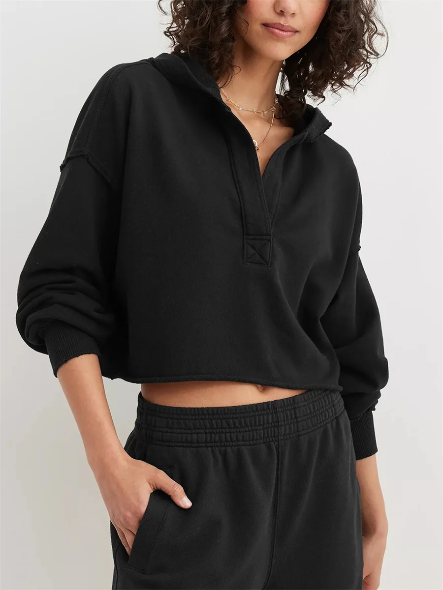 Sudadera con capucha, holgada, manga larga, cuello en V. - Image 3