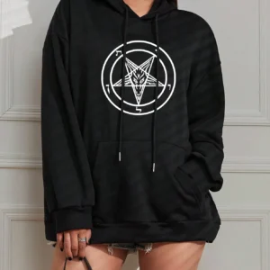 Sudaderas con capucha con estampado de pentagrama.