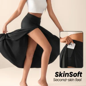 Falda pantalón con bolsillos con abertura en la cintura alta.