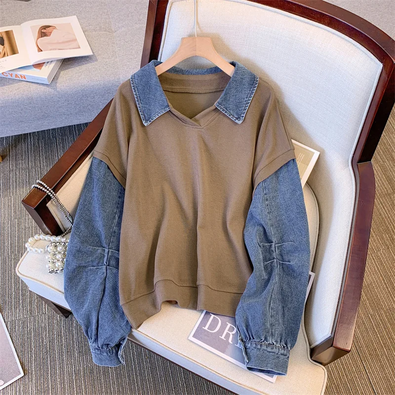 Sudadera vaquera de manga larga con cuello en V. - Image 2