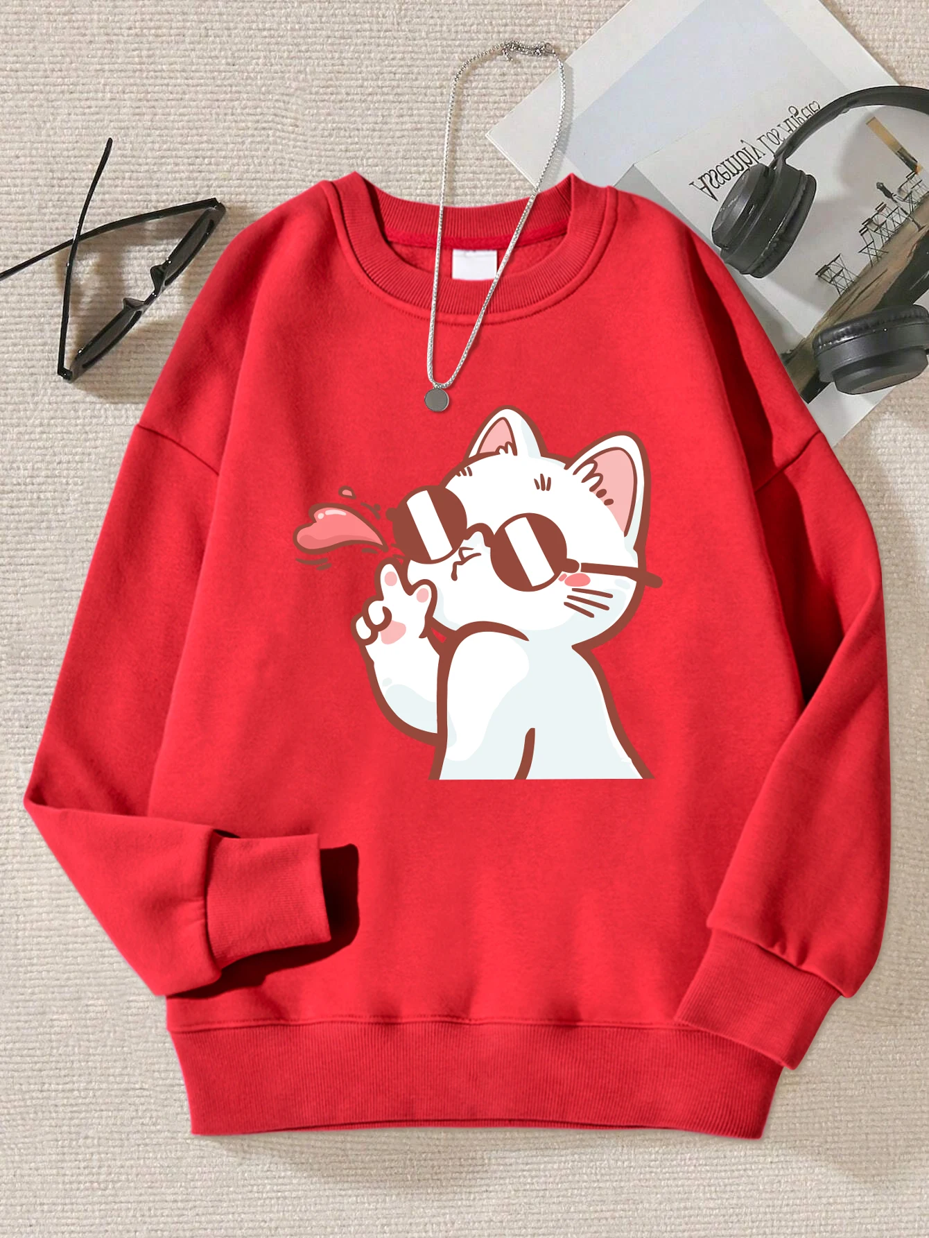 Sudadera de gato con gafas de sol. - Image 4