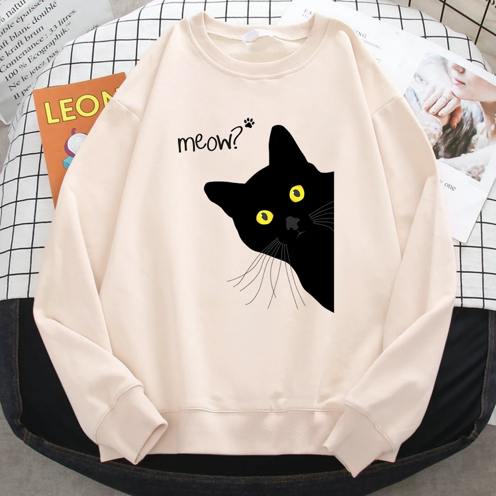 Sudadera, con estampado de gato negro con cuello redondo. - Image 14