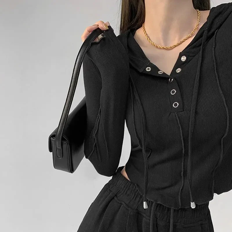 Sudadera con capucha, medio botón. - Image 2