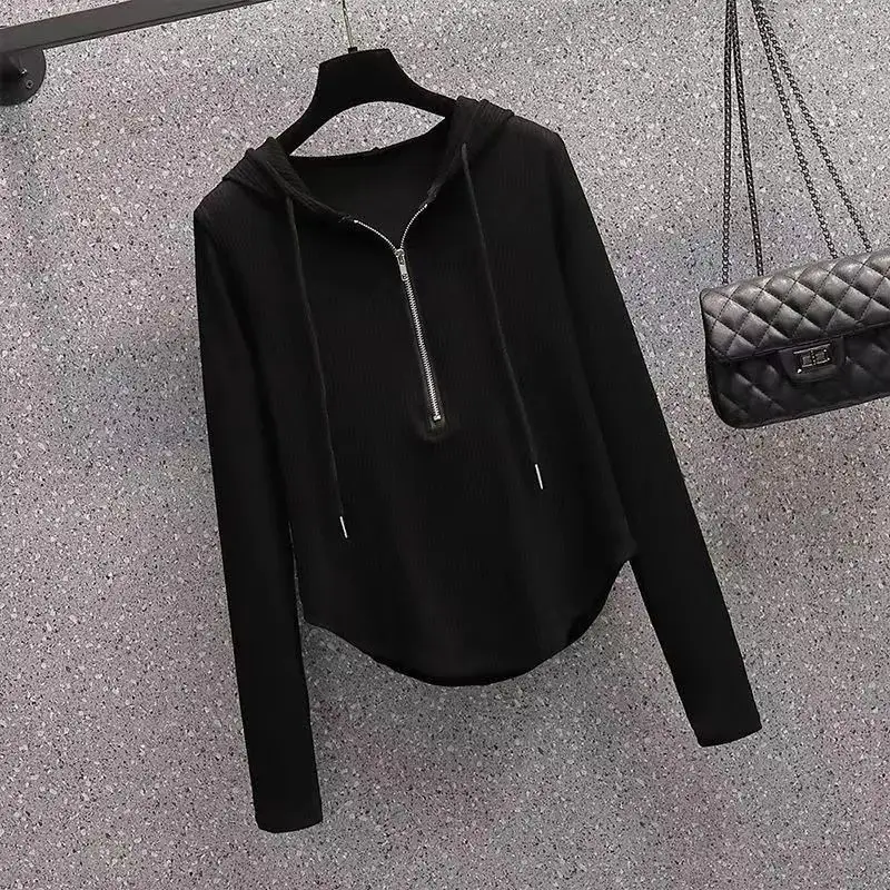 Sudadera deportiva de manga larga con capucha y cremallera. - Image 2