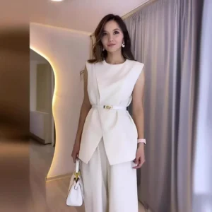 Conjunto de dos piezas, Túnica sin mangas con abertura y cuello redondo, pantalones de pierna ancha y cintura alta.