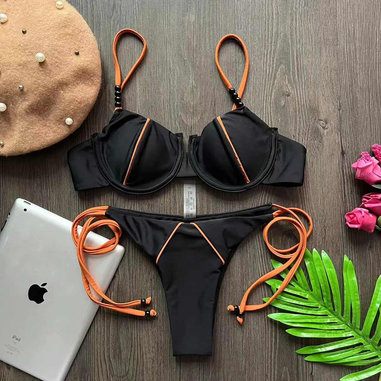 Bikini Conjunto con estilo Push up de cintura baja.