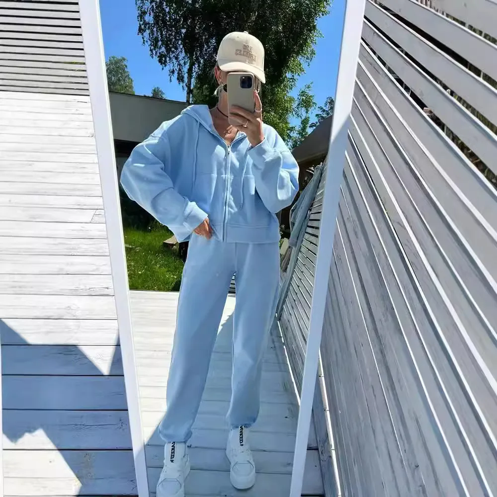 Conjunto de Sudadera con capucha, pantalones amplios cómodos. - Image 2