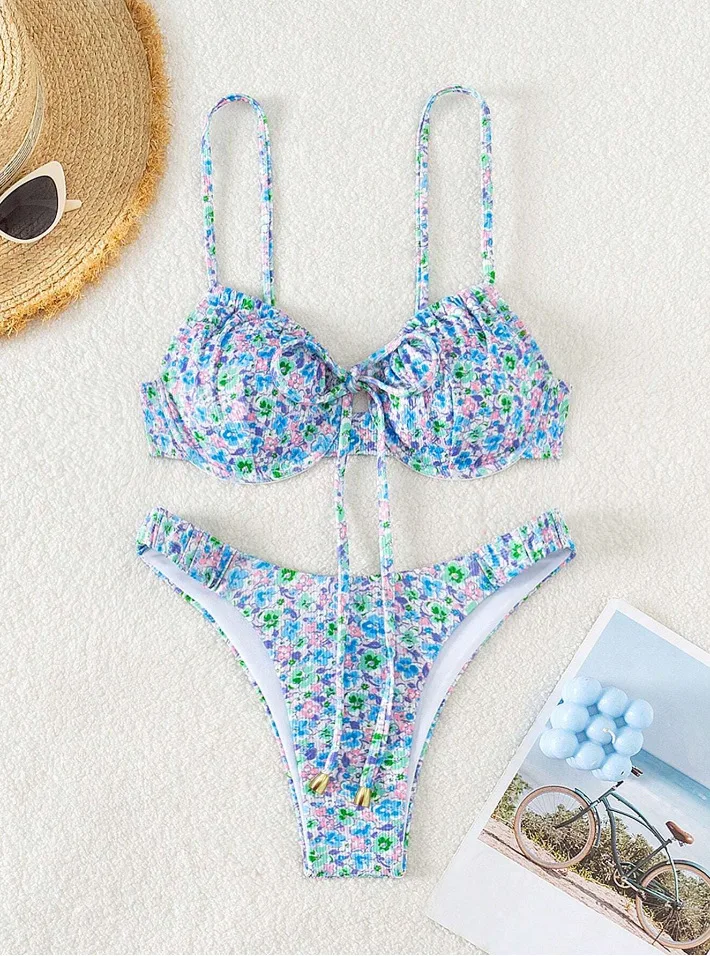 Bikini con estampado Floral Push Up conjunto con Tanga. - Image 8