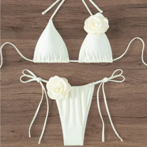 Traje de baño  3D flores Halter Bikini con tiras de dos piezas.