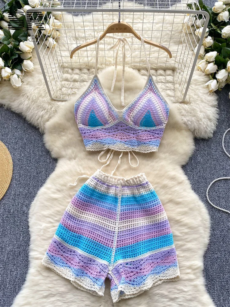 Conjunto de dos piezas camiseta sin mangas con cuello Halter y cordones, pantalones cortos.